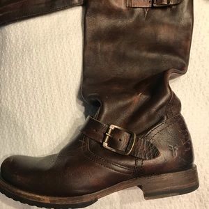 Frye Veronica Boots Size 8.5